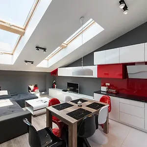 Cozy And Large 62 M2 With Air Conditioning, Old Town , Cracovia Polonia